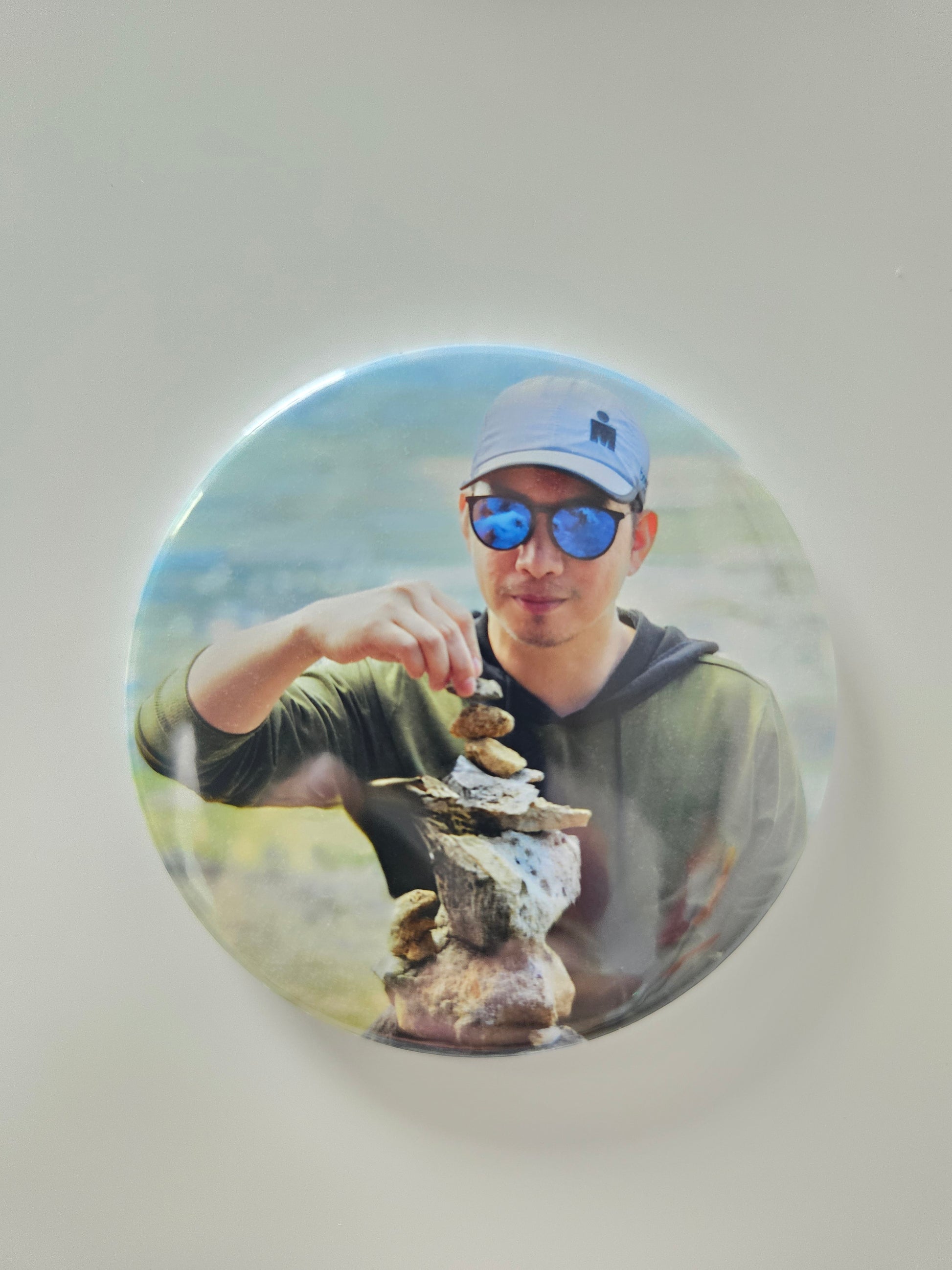 Round fridge magnet